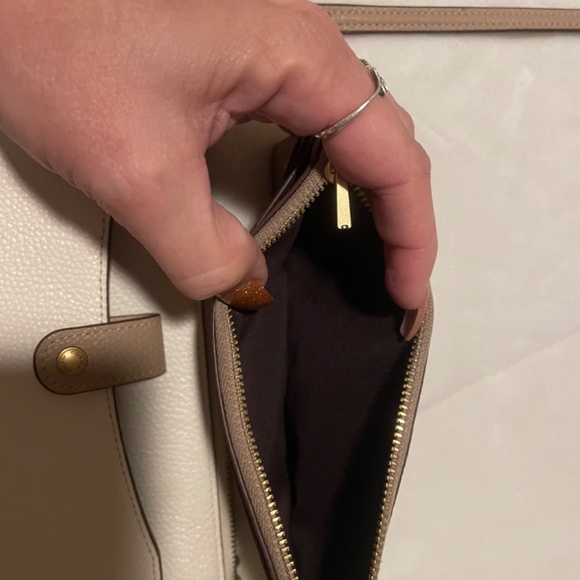 Coach Crossbody - NEW - Picture 4 of 6